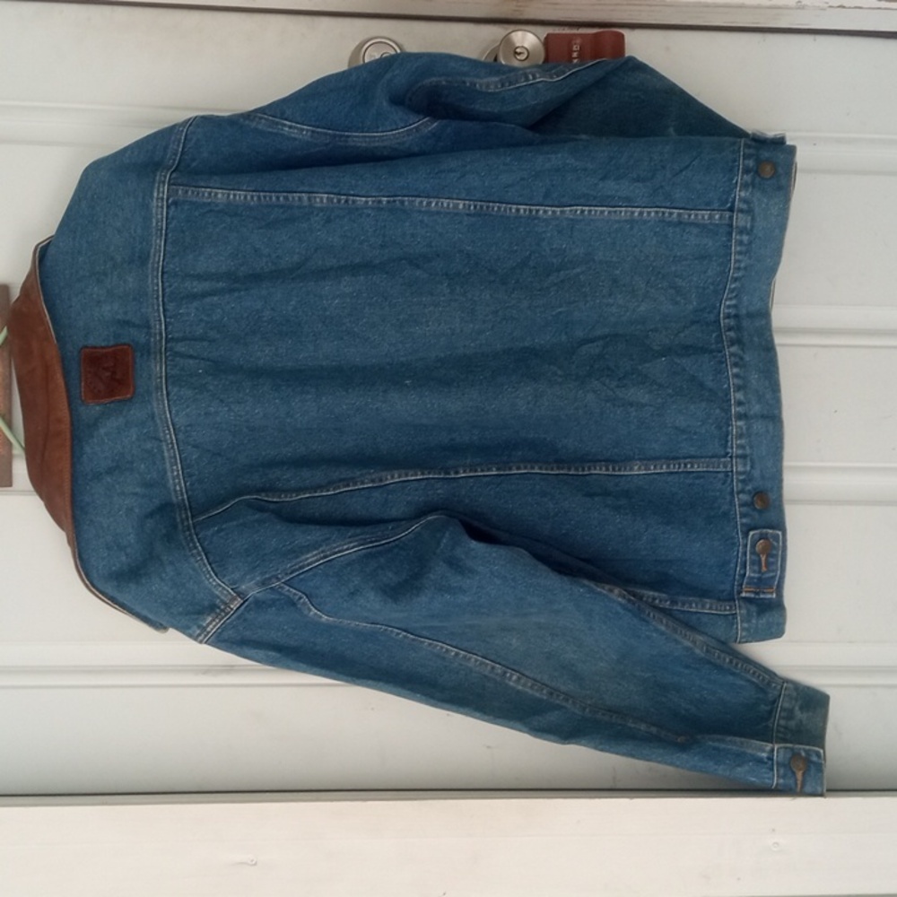 Men's Vintage Extra Large Marlboro Denim Jacket - Picture 5 of 5